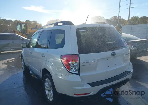 2013 Subaru Forester 2.5X Premium from USA, damaged, VIN JF2SHADC6DH431950